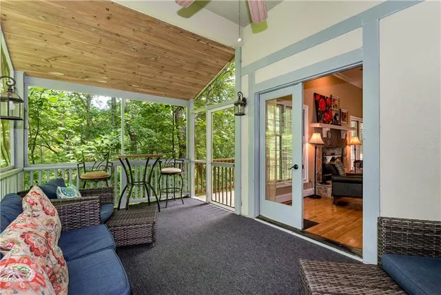 $485,000 | 276 Zeppelin Strasse, Helen, GA 30545