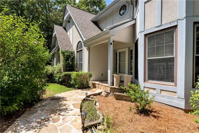 $485,000 | 276 Zeppelin Strasse, Helen, GA 30545