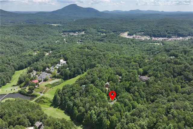 $485,000 | 276 Zeppelin Strasse, Helen, GA 30545