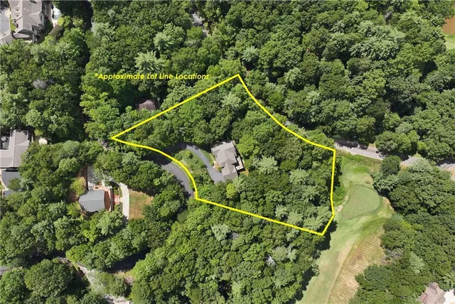 $485,000 | 276 Zeppelin Strasse, Helen, GA 30545