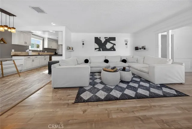 $850,000 | 14942 Bryant Street, Panorama City, CA 91402