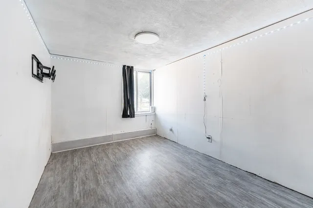 $649,000 | 919 Greenbrier Road, DeKalb, IL 60115