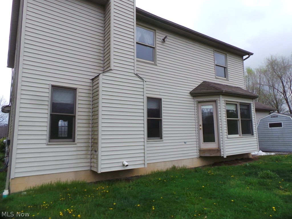 8565 Peck Road Ravenna, OH 44266 - Photo 9 of 10 Gallery Image 9