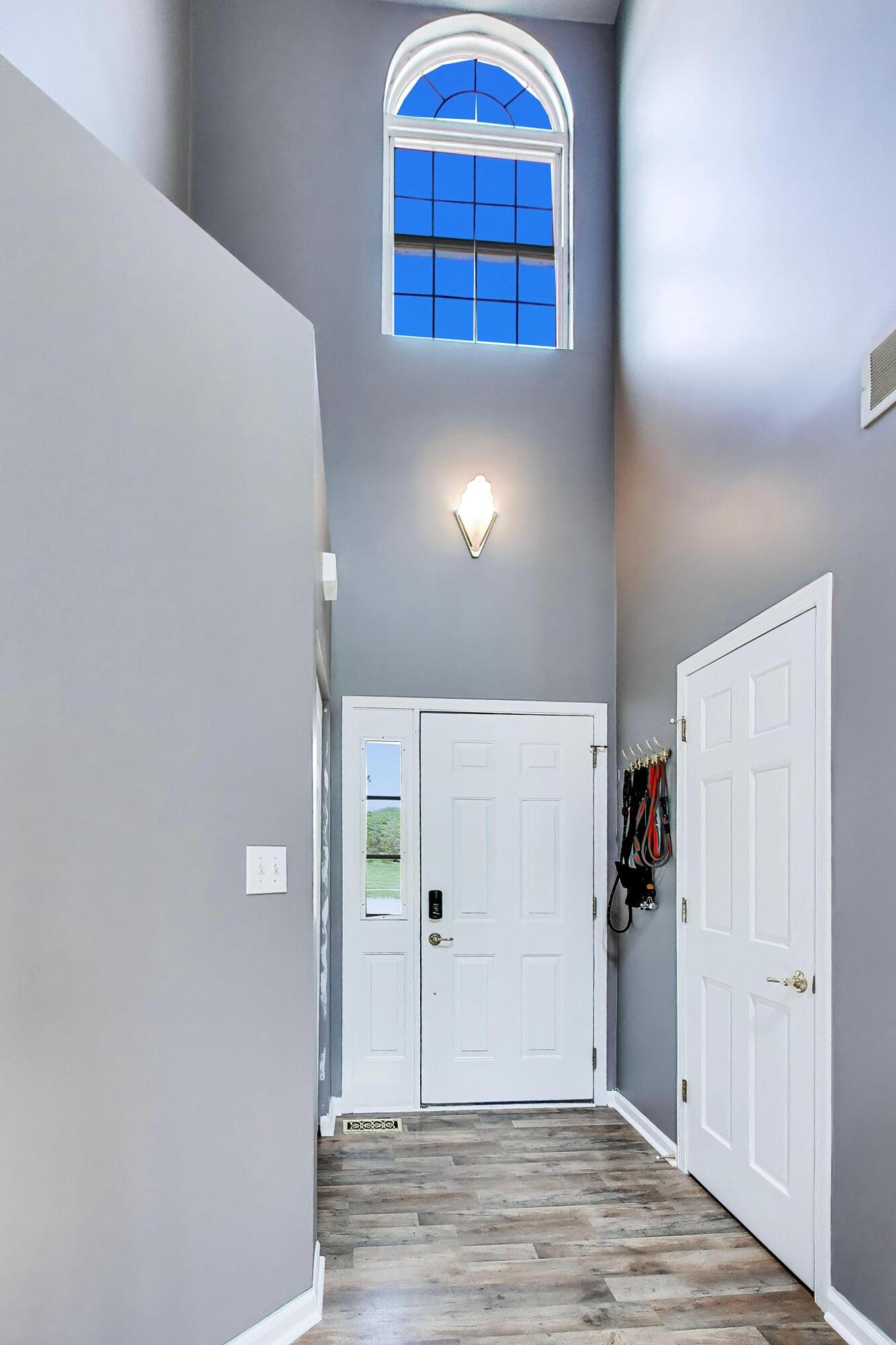 5494 Victoria Place Crown Point, IN 46307 - Photo 5 of 31 1333x2000