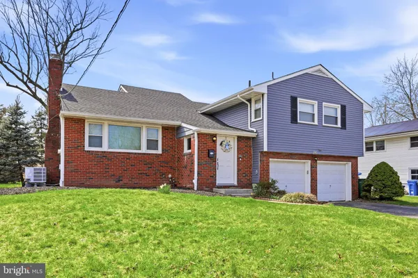 $539,000 | 121 Weather Vane Drive, Cherry Hill, NJ 08002