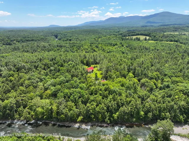 $1,997,000 | 137 Kennedy Lane, East Durham, NY 12423