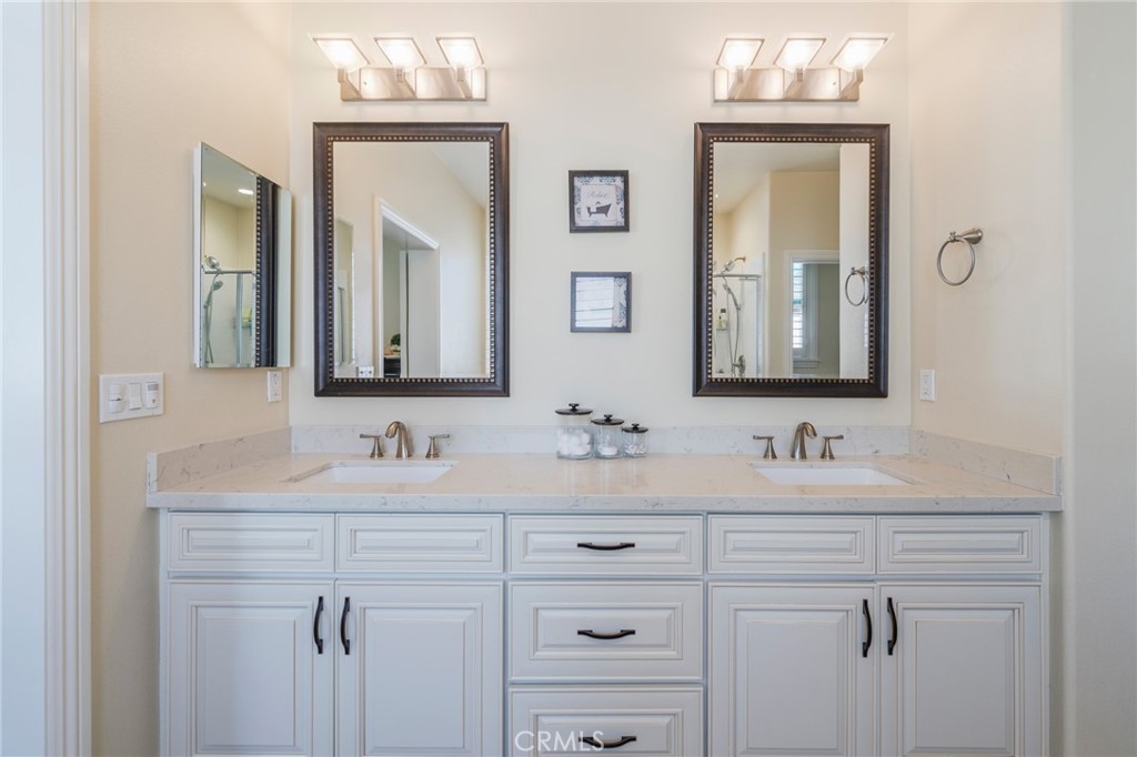 14944 Texaco Avenue Paramount, CA 90723 - Photo 13 of 25