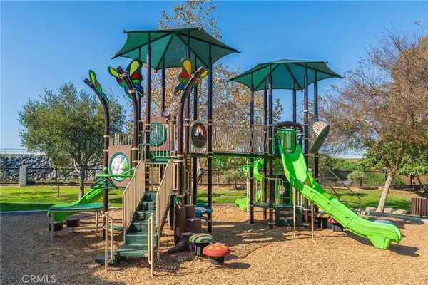 $800,000 | 14944 Texaco Avenue, Paramount, CA 90723