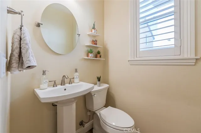 $835,000 | 14944 Texaco Avenue, Paramount, CA 90723