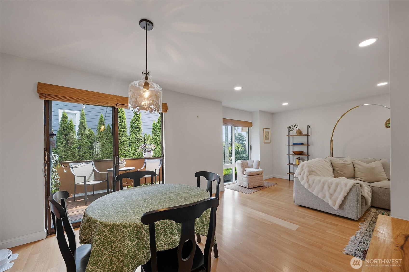 2510 Rucker Avenue, Unit 2 Everett, WA 98201 - Photo 7 of 29