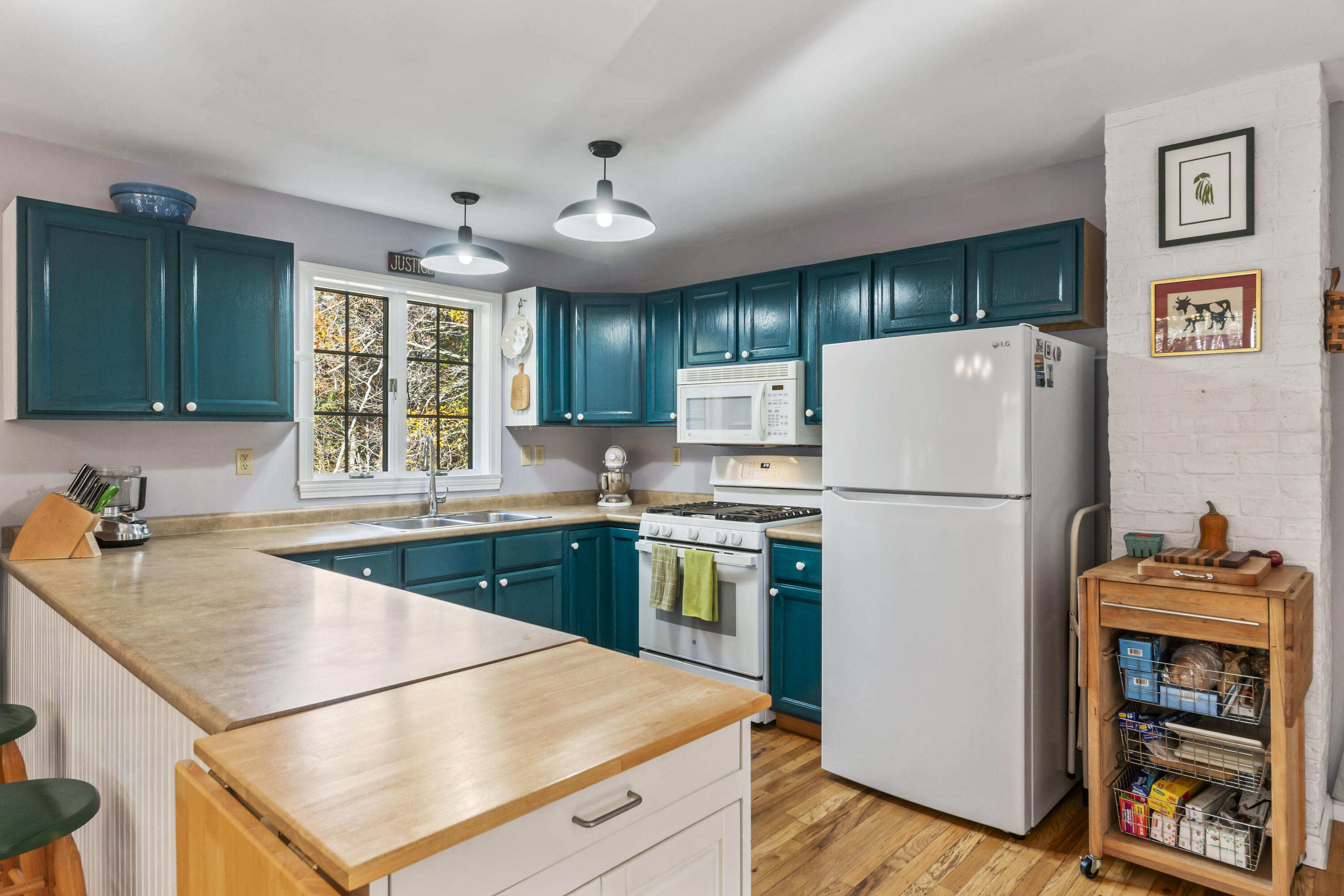 1308 Main Road Phippsburg, ME 04562 - Photo 4 of 46 1308 Main Rd_105