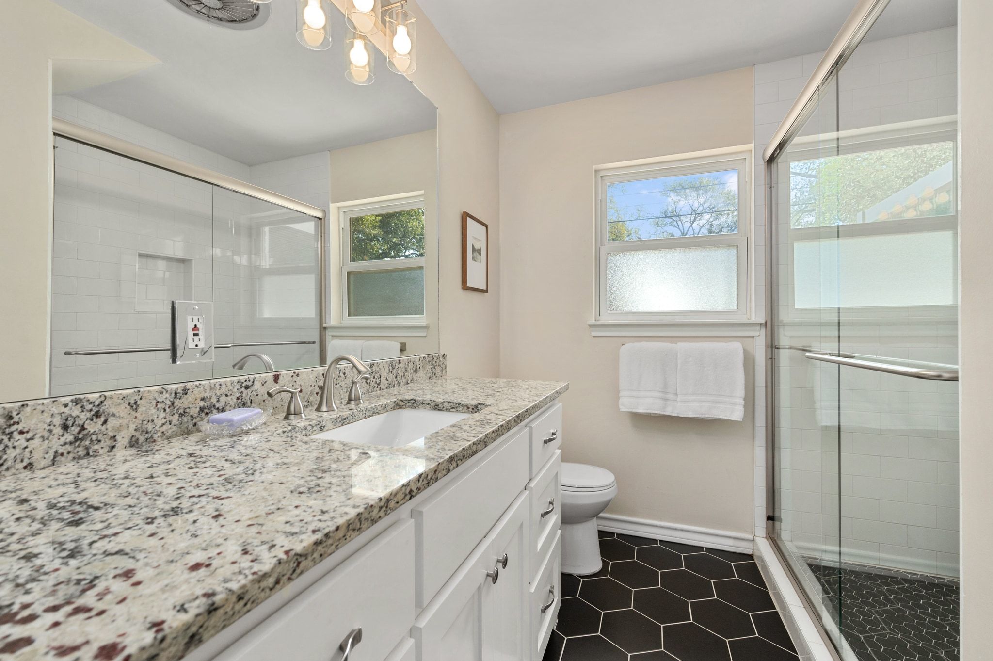 5605 Exeter Drive Austin, TX 78723 - Photo 17 of 32