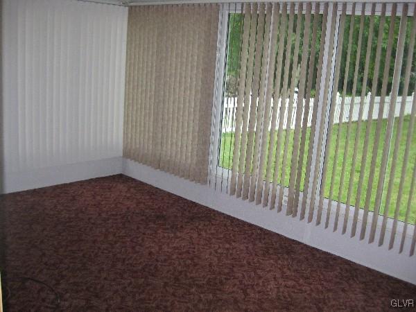 4770 Chapmans Road Allentown, PA 18104 - Photo 5 of 12 Sunroom/Family room home 1