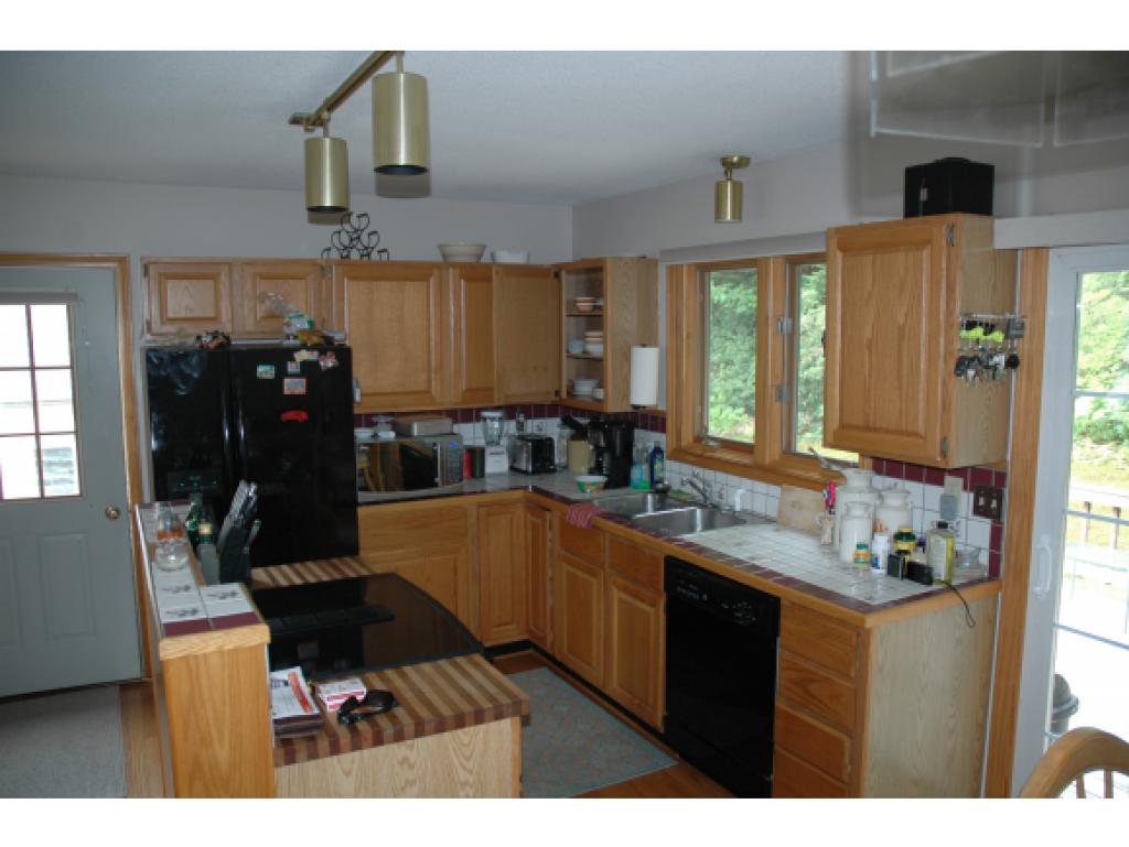 6 Sunset Hill Road Vernon, VT 05354 - Photo 4 of 19 Gallery Image 4