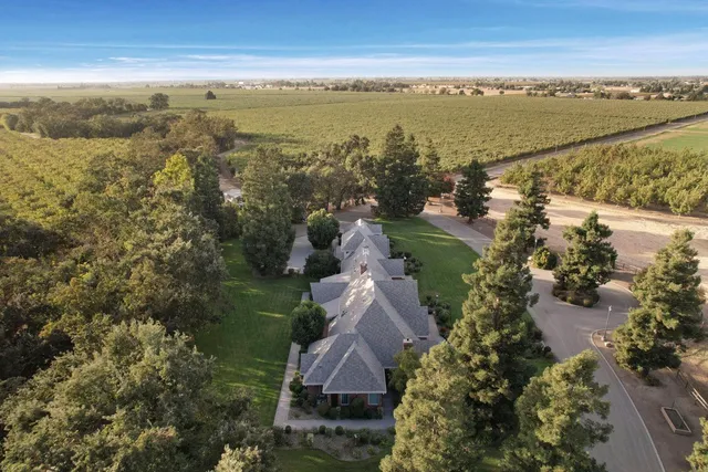 a front view of a house with garage