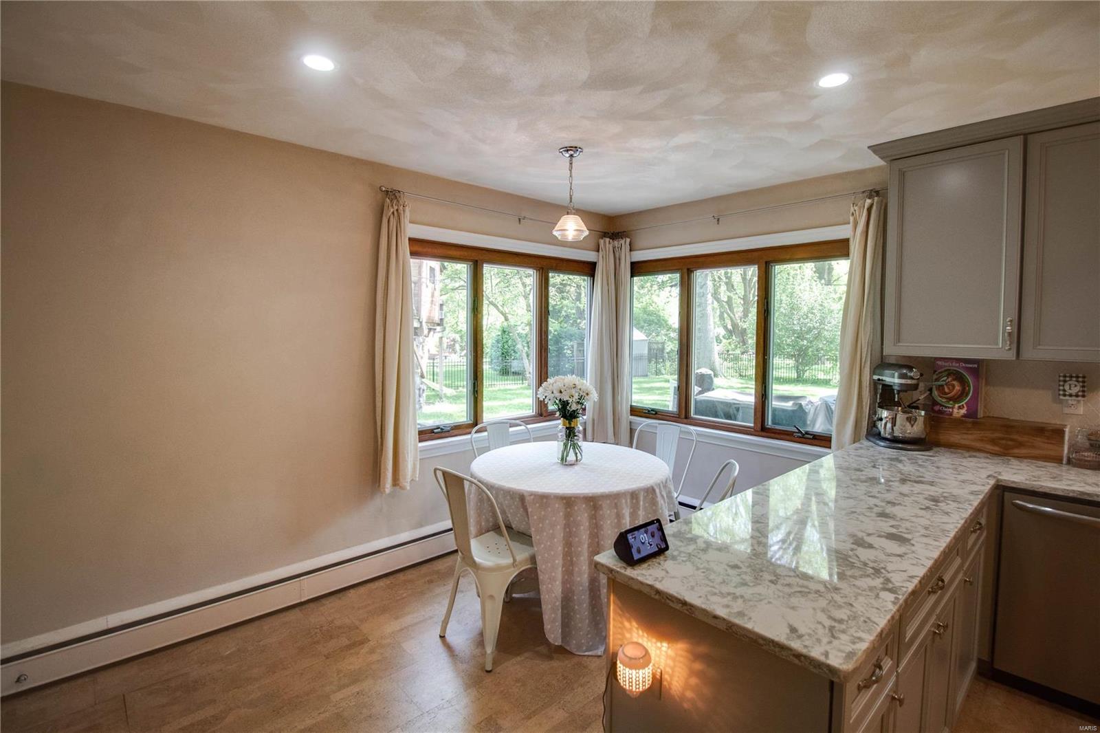 32 Shady Lane Belleville, IL 62221 - Photo 16 of 39