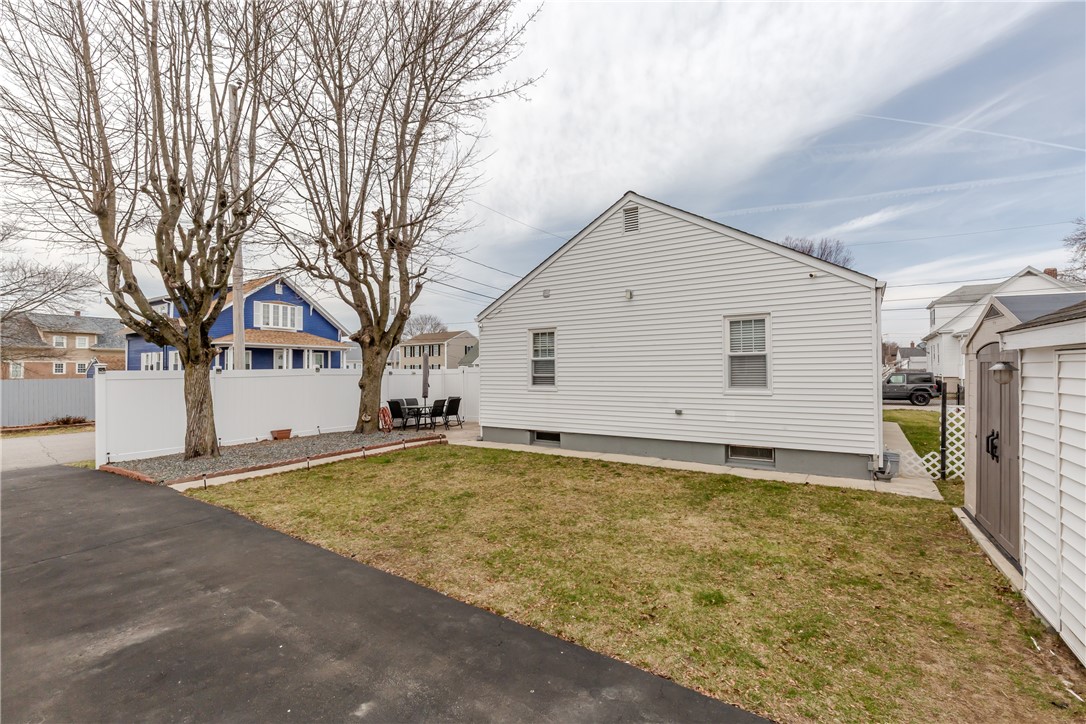 45 Dover Street Pawtucket, RI 02860 - Photo 35 of 36