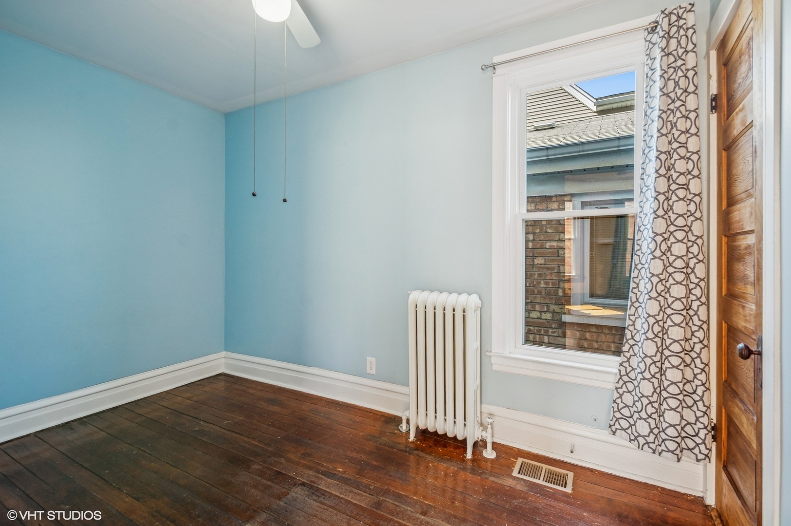 4339 North Ridgeway Avenue Chicago, IL 60618 - Photo 11 of 30 Gallery Image 11