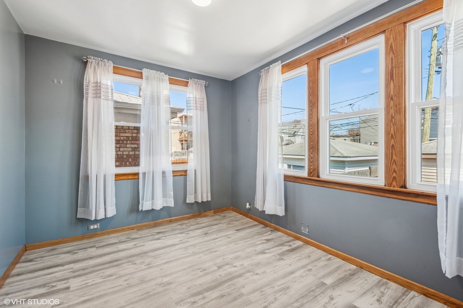 4339 North Ridgeway Avenue Chicago, IL 60618 - Photo 15 of 30 Gallery Image 15