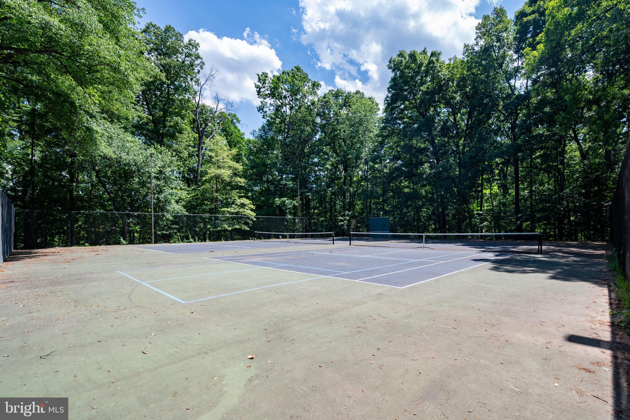 109 Bluff Terrace Silver Spring, MD 20902 - Photo 59 of 64 Tennis courts