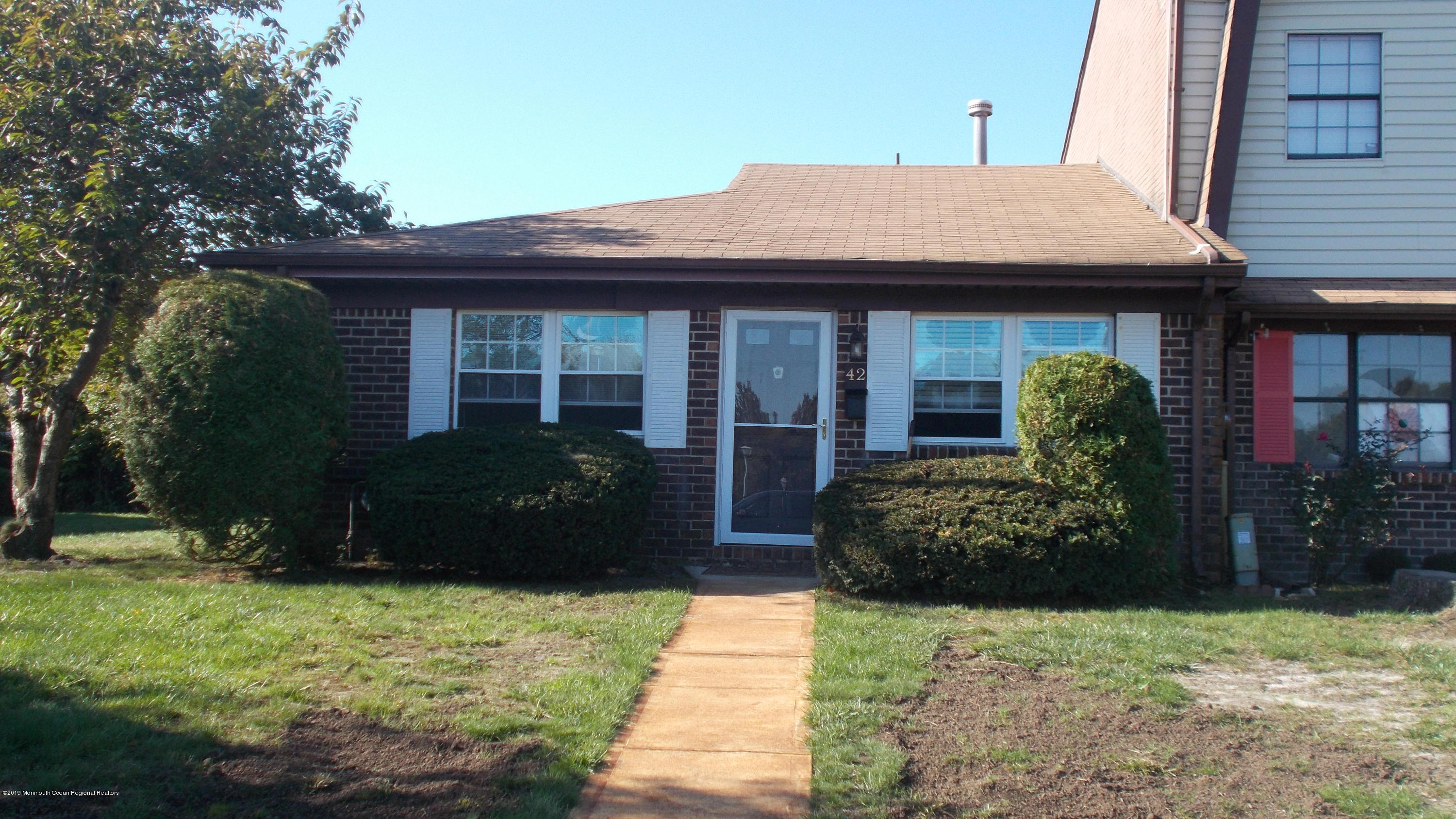 42 Greenwood Loop Road Brick, NJ 08724 - Photo 1 of 13 DSCN0835 (3)