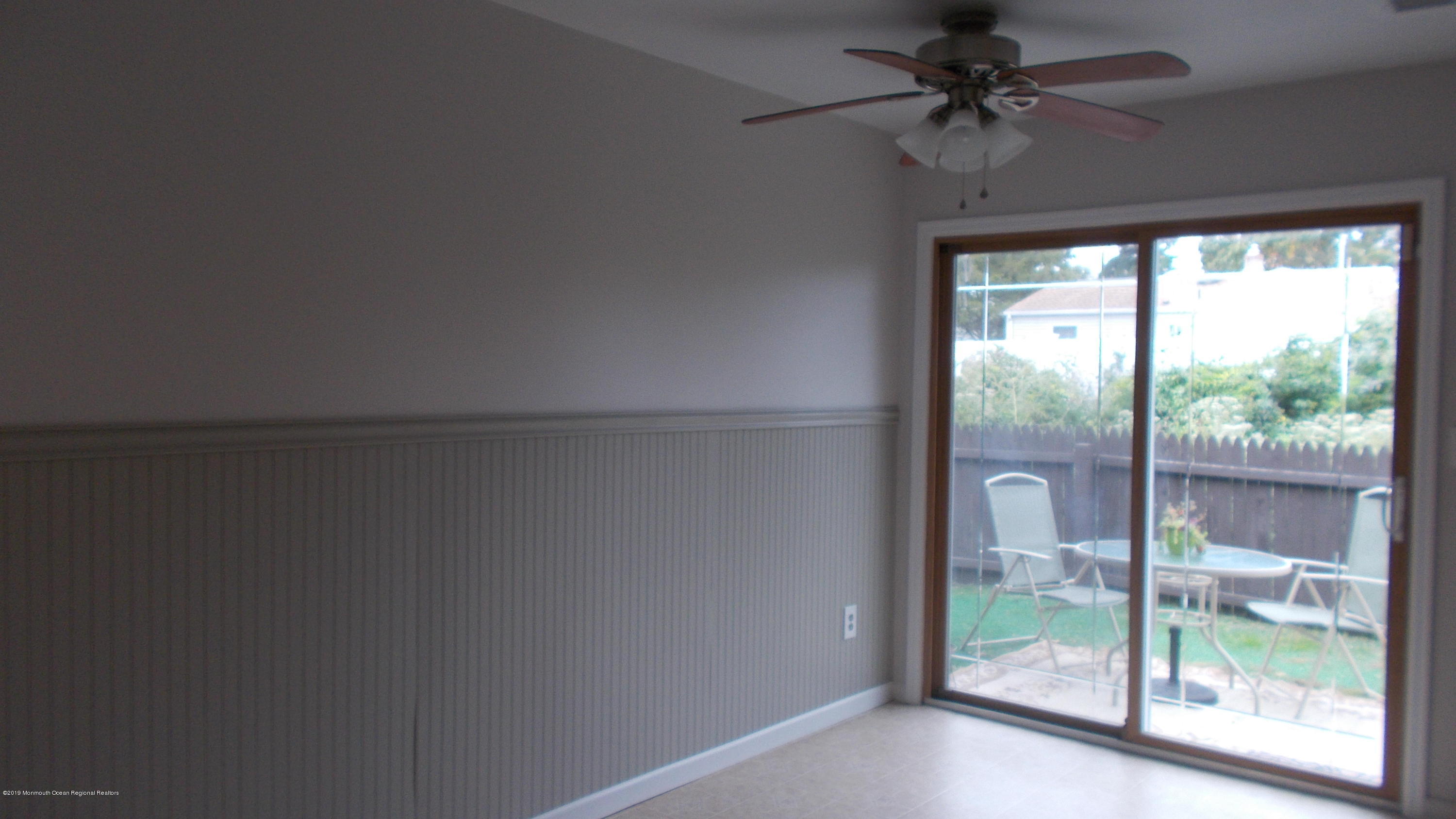 42 Greenwood Loop Road Brick, NJ 08724 - Photo 5 of 13 DSCN0844