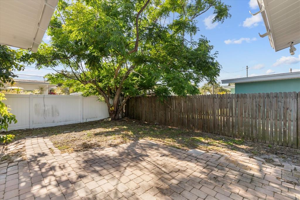 12432 136th Lane Largo, FL 33774 - Photo 21 of 24