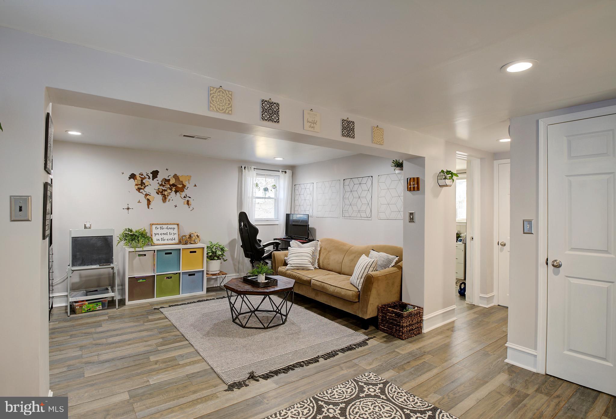 2871 Joyce Road Abington, PA 19001 - Photo 17 of 25 Gallery Image 17