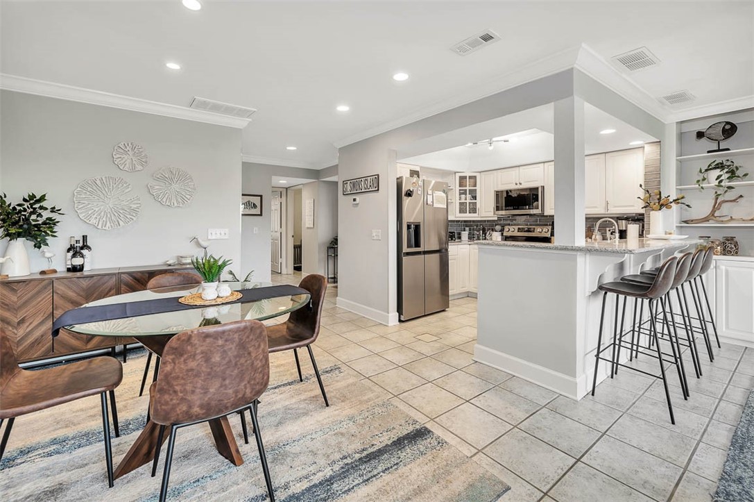 321 Brockinton Marsh St. Simons Island, GA 31522 - Photo 15 of 34