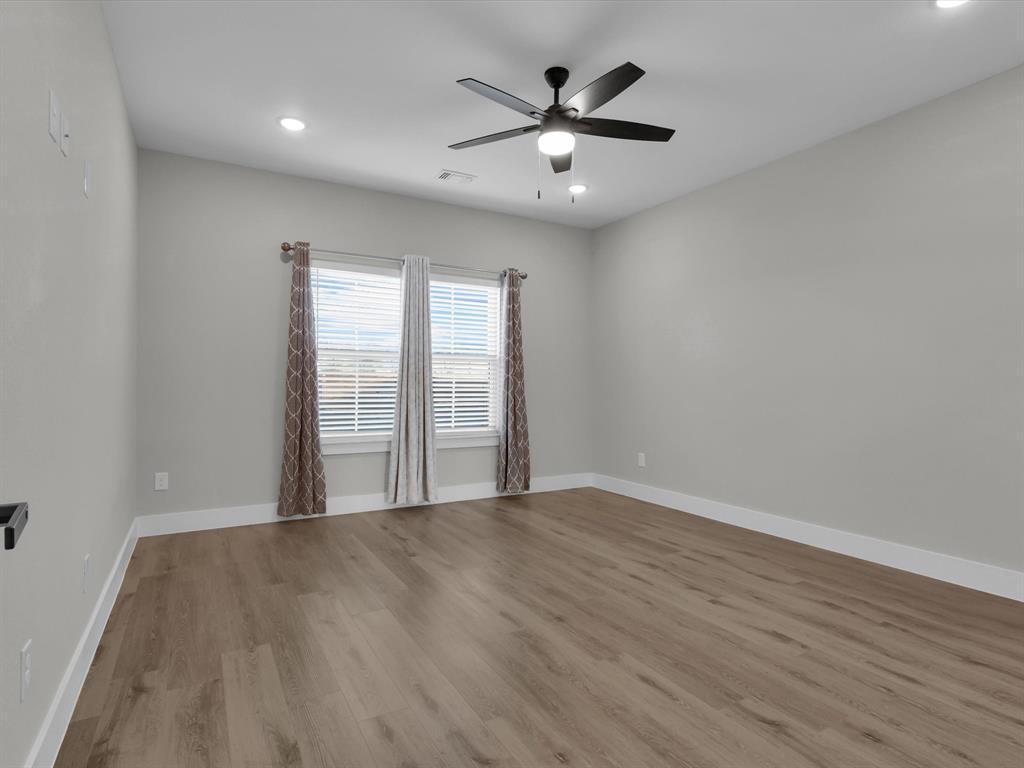 4905 Sweetbay Road Sherman, TX 75092 - Photo 14 of 26