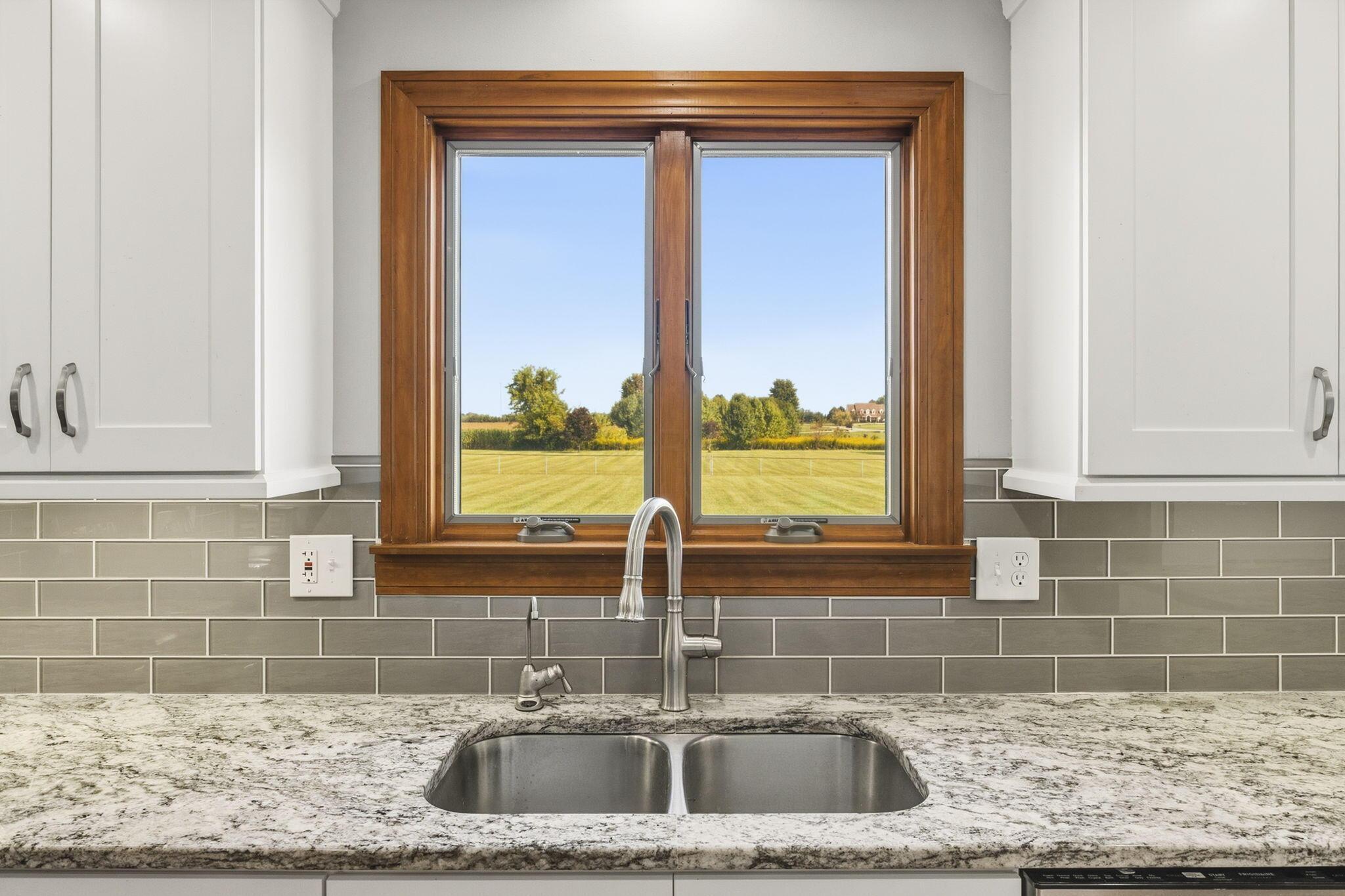 7812 Stemen Road Pickerington, OH 43147 - Photo 13 of 49 Kitchen View