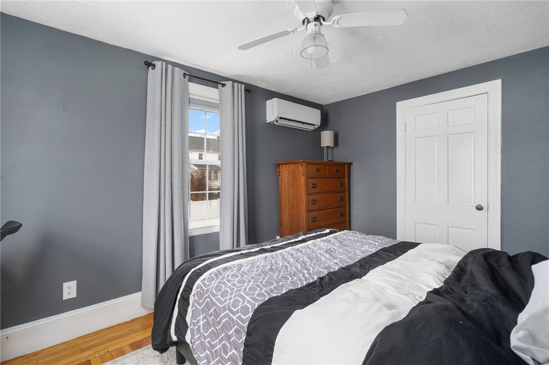 80 Mauran Street Cranston, RI 02910 - Photo 20 of 36