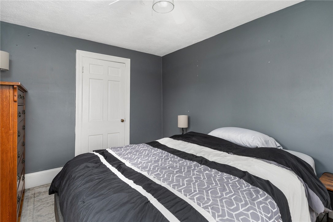 80 Mauran Street Cranston, RI 02910 - Photo 21 of 36