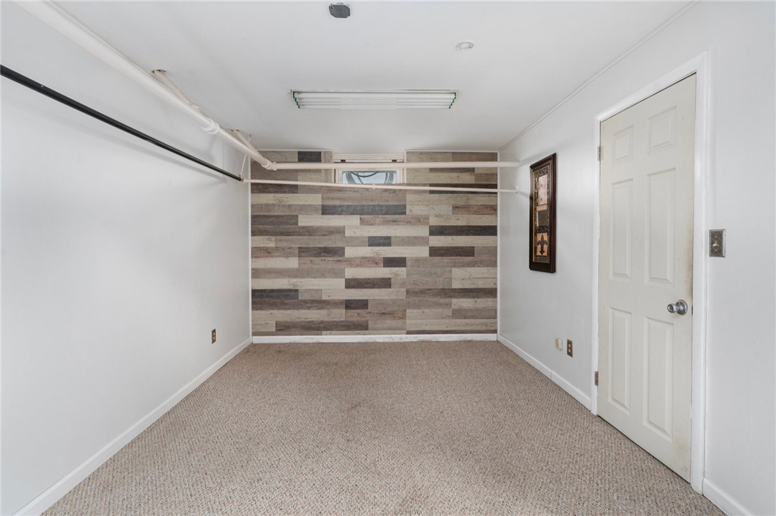 80 Mauran Street Cranston, RI 02910 - Photo 28 of 36