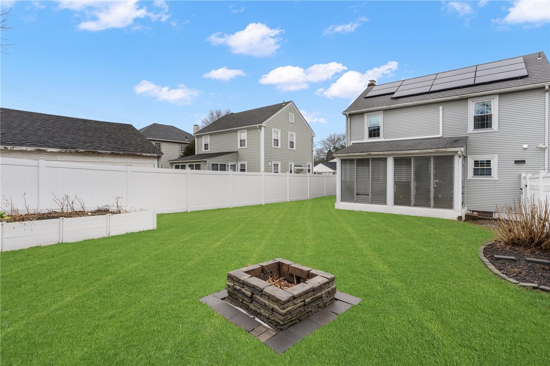 80 Mauran Street Cranston, RI 02910 - Photo 29 of 36