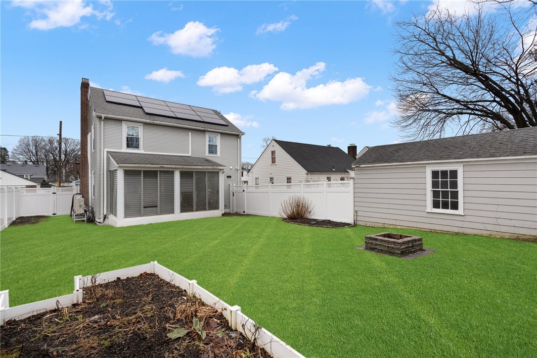 80 Mauran Street Cranston, RI 02910 - Photo 30 of 36