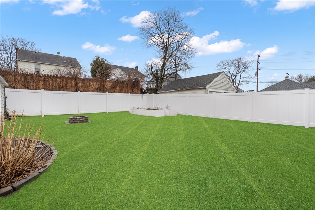 80 Mauran Street Cranston, RI 02910 - Photo 35 of 36