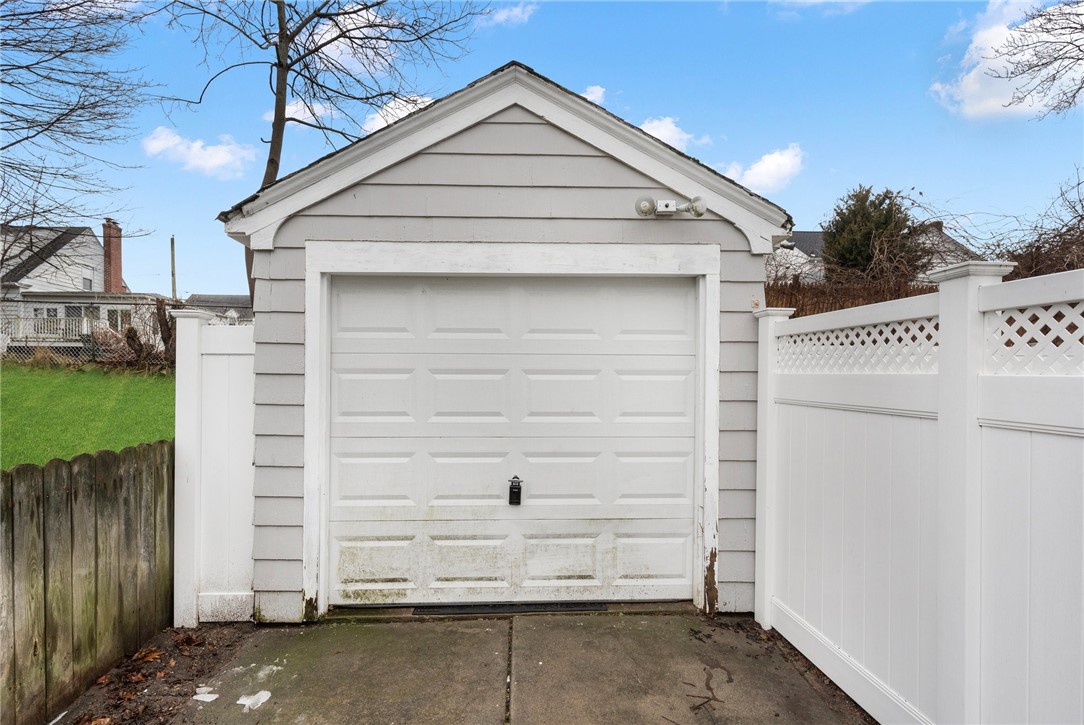 80 Mauran Street Cranston, RI 02910 - Photo 36 of 36