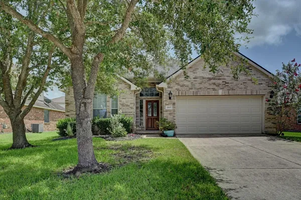 $2,350 | 2507 Winged Dove Drive, League City, TX 77573