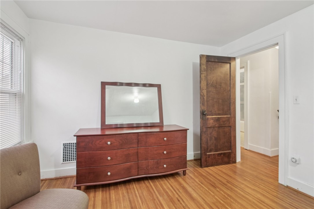 73 Herkimer Street Rochester, NY 14609 - Photo 14 of 31