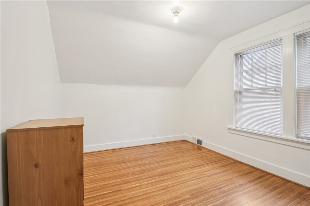 73 Herkimer Street Rochester, NY 14609 - Photo 19 of 31