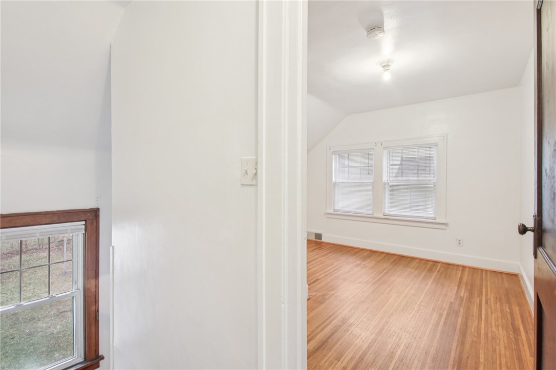 73 Herkimer Street Rochester, NY 14609 - Photo 23 of 31