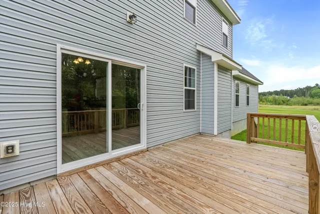 $2,450 | 909 Freewoods Court, Jacksonville, NC 28546