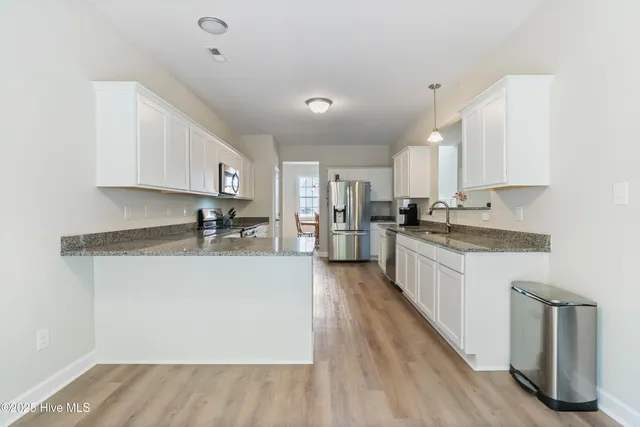 $2,450 | 909 Freewoods Court, Jacksonville, NC 28546