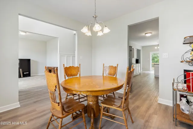 $2,450 | 909 Freewoods Court, Jacksonville, NC 28546