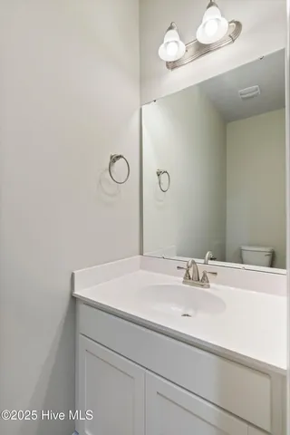 $2,450 | 909 Freewoods Court, Jacksonville, NC 28546