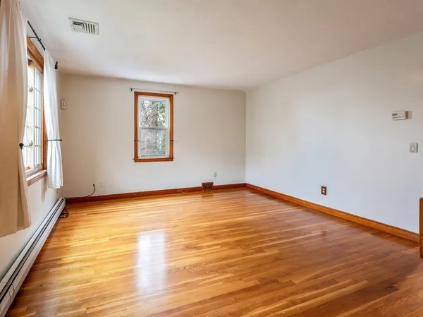 $3,500 | 70 Ridge Road, Marlborough, MA 01752