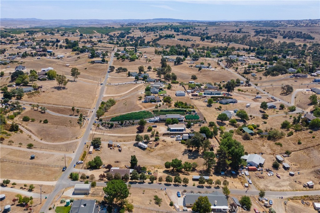 5790 Prancing Deer Road Paso Robles, CA 93446 - Photo 24 of 27 Gallery Image 24
