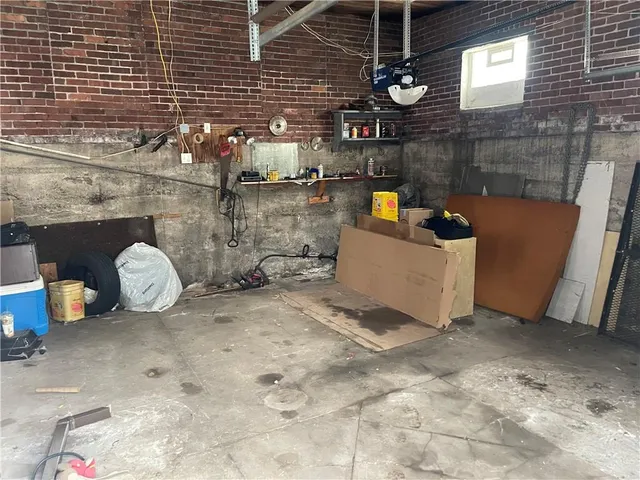 $54,900 | 253 Ridge Avenue, New Kensington, PA 15068