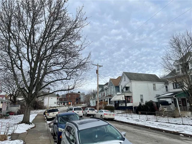 $54,900 | 253 Ridge Avenue, New Kensington, PA 15068